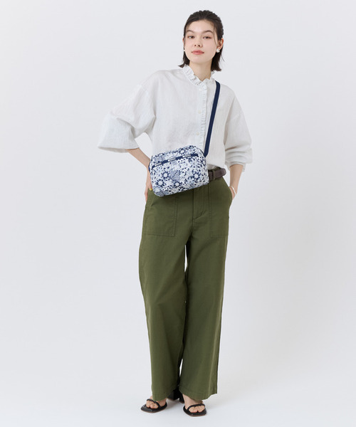 ショルダーバッグ バッグ DANIELLA CROSSBODY フローラルレースネイビー レディースの画像