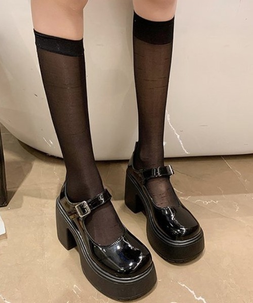 パンプス 「軽量」スクエアトゥチャンキーヒールメリージェーン厚底