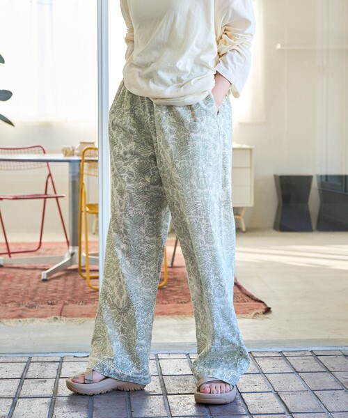 黒 花柄 パンツ　コムコム　値下げ中 セール】【セットアップ対応】花柄パンツ（その他パンツ
