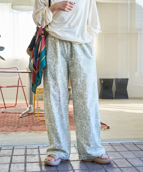＊人気＊ SANDRO  花柄パンツ CHILD WOMAN - ＜Dot and Stripes＞花柄キルトブリスターJAQ
