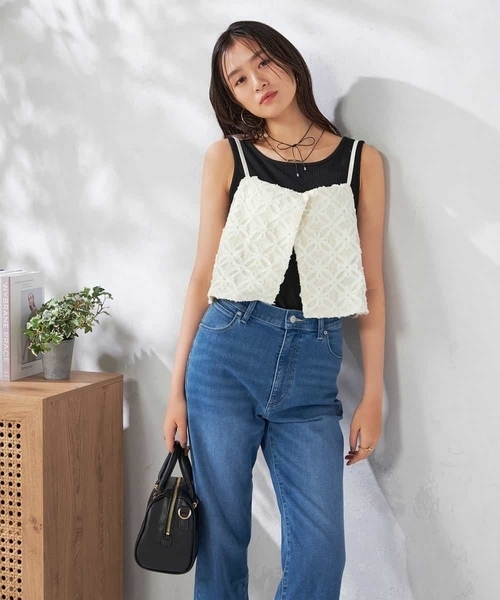 専用　　美品　TOWAVASE （トワヴァーズ）　レース　キャミソール　ビスチェ a.v.v（アー・ヴェ・ヴェ） キャミソール チュールレースビスチェ