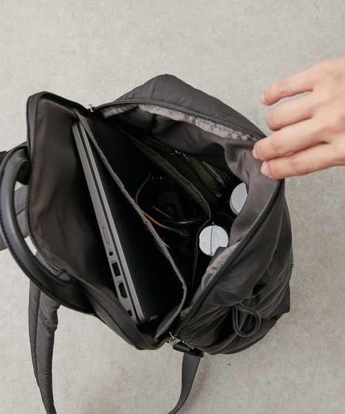 ear earPAPILLONNER リュック 黒 イアパピヨネ ear PAPILLONNER（イア パピヨネ） リュック - ブラック レディース