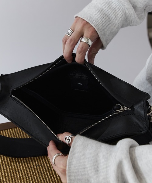 ショルダーバッグ 「ITTI」HERRIE MOON SAC / RAPTO FLEX メンズの画像