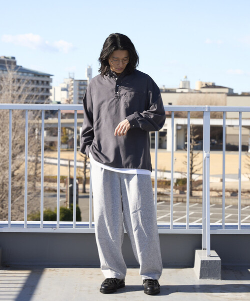 シャツ 限定展開 Relax Fit リラックスフィット リネンミックス バンドカラー プルオーバー シャツ メンズの画像