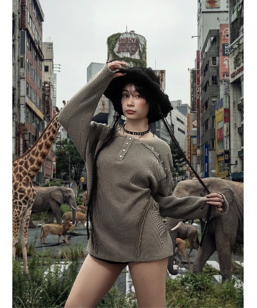 VI E DIT ヘンリーネック tシャツ Thermal Multi-Stud Henry Neck