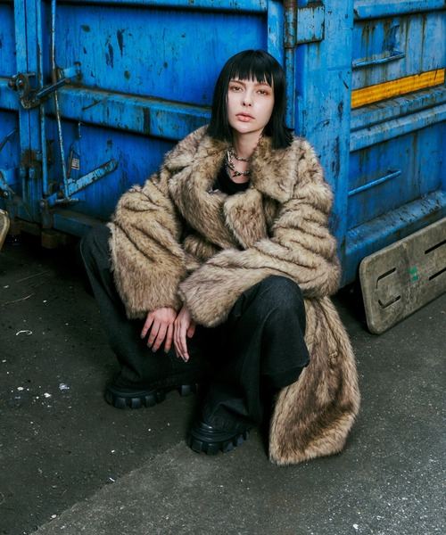 超美品・AIVERメンズダウン・ブラック AIVER（アイバー） ジャケット LARGE ブラック メンズ : ZOZOTOWN