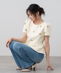 ブラウス シャツ 半袖 フラワーモチーフパフス...の詳細画像2