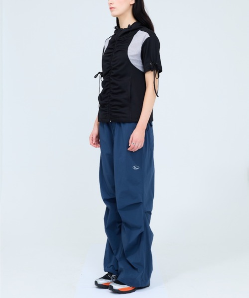 LUVISTRUE パンツ CURVED L COMFY PARACHUTE PANTS レディース