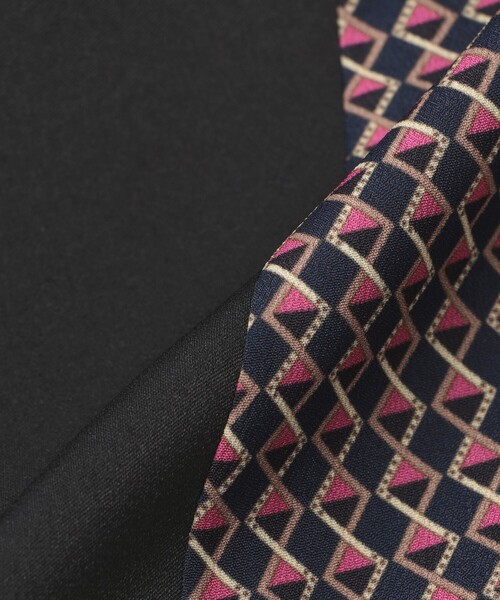 LOVELESS ジオメトリック アシンメトリーワンピース LOVELESS ワンピース 「ドラマ着用商品」フラスコジオメトリック