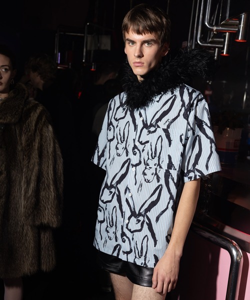 m♡出品 MSGM（エムエスジーエム） シャツ SKETCHED BUNNIES ストライプシャツ