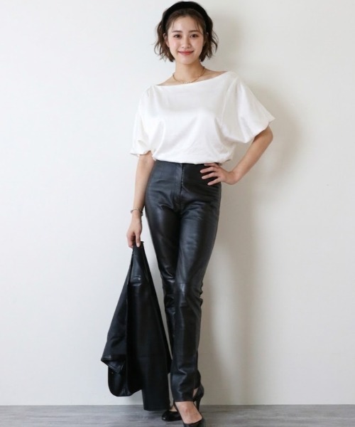 carla レディショルダートップス　オフホワイト Lana821 サテン オフショルダートップス レディース : ZOZOTOWN Yahoo