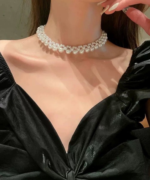 GIVENCHY　ネックレス　チョーカー　パール　5連 AVONエイボン 5連 パール チョーカー ネックレス / ヴィンテージ