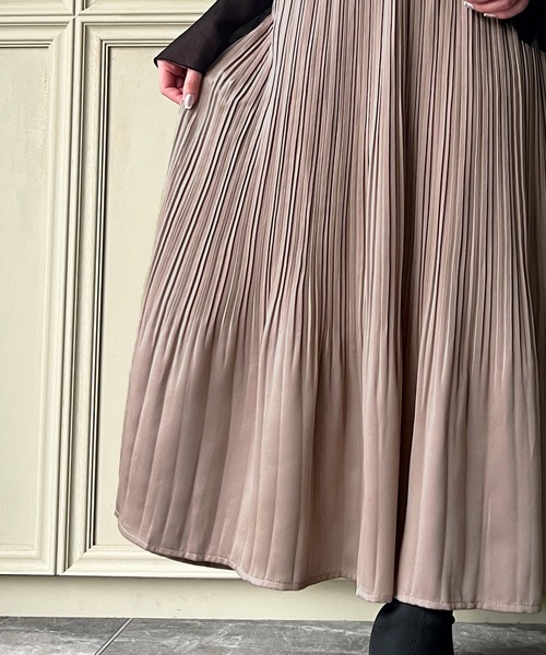 nodress サテン　プリーツ　スカート M MOZ FORESTLABEL サテンプリーツスカート