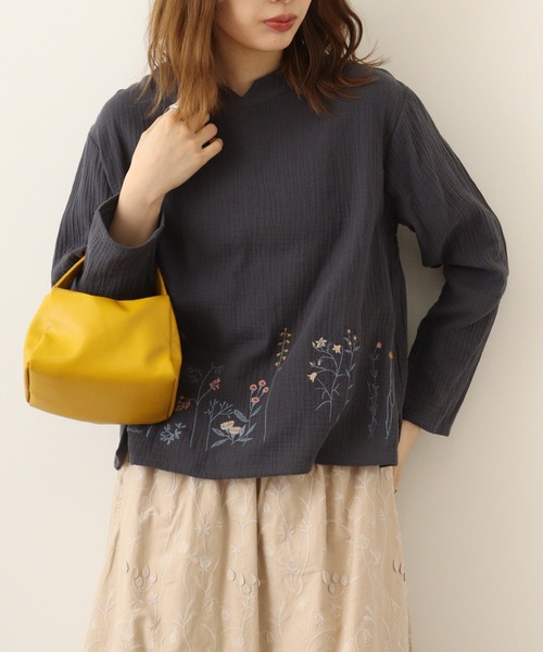 Emago ブラウス シャツ EMAGO 花刺繍ブラウス レディース