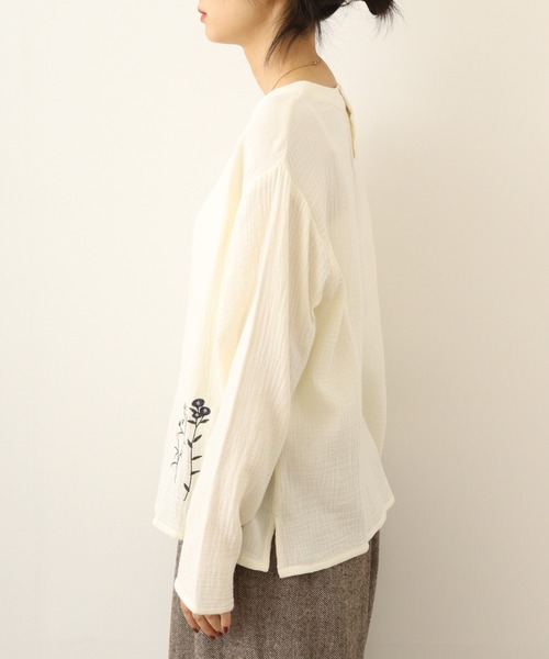 Emago ブラウス シャツ EMAGO 花刺繍ブラウス レディース