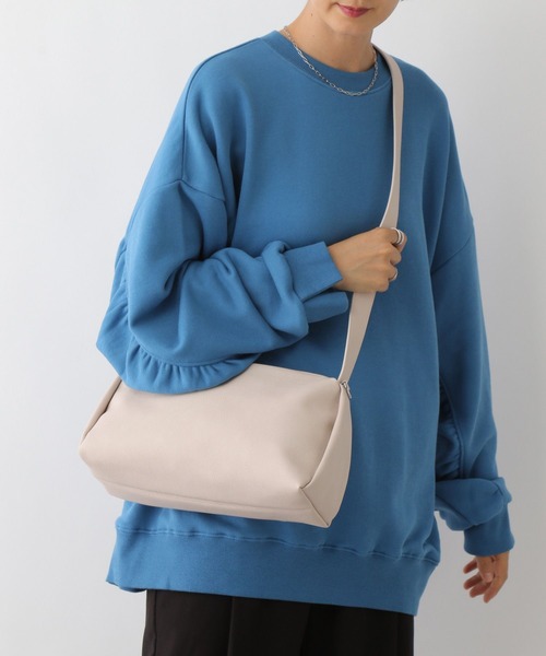 入荷中 LEPSIM ショルダーバッグ フェイクレザーソフト バッグ フラワー・リース