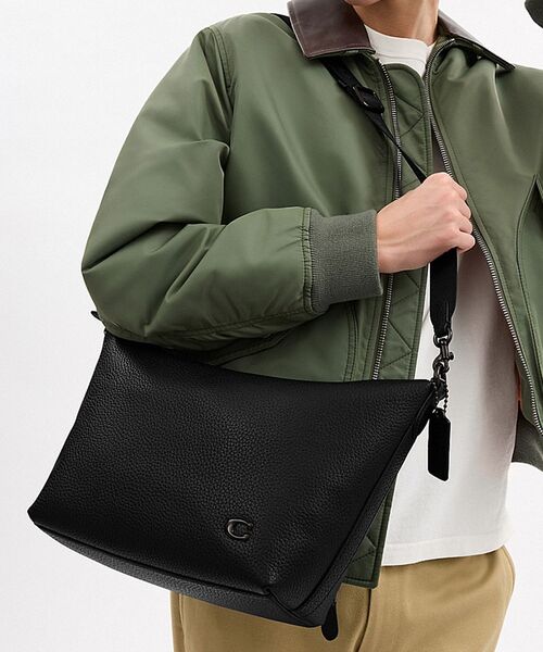 【スーパーマン】コーチ　ブラックレザーメッセンジャーバッグ　未使用 スーパーマン】コーチ ブラックレザーメッセンジャーバッグ 未使用