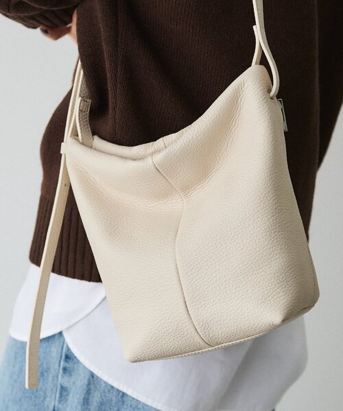 【新品未使用】russet ラシット　ショルダーバッグ　アイボリー russet（ラシット） ショルダーバッグ FREE アイボリー レディース