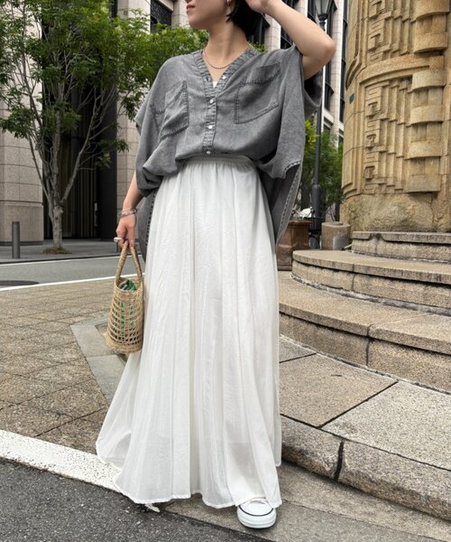 Jena espace merveilleux（ジェナ エスパスメルヴェイユ） ブラウス