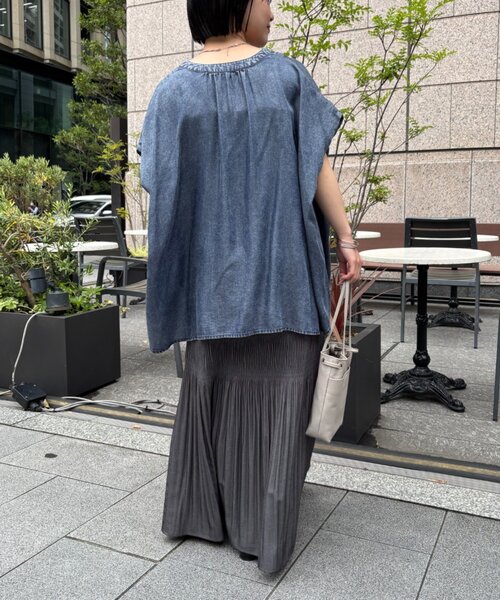Jena espace merveilleux（ジェナ エスパスメルヴェイユ） ブラウス