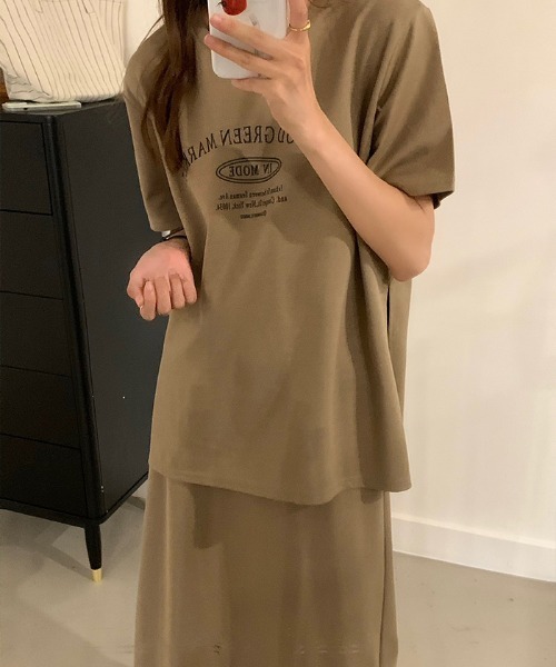tシャツ サイドスリットプリントTシャツ レディース tシャツ サイドスリットプリントカットソー / 半袖 Tシャツ