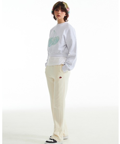 トレーナー スウェット KIRSH BIG CHERRY HOLOGRAM CROP SWEATSHIRT/キルシービッグチェリーホログラムクロップス トレーナー スウェット KIRSH BIG CHERRY HOLOGRAM CROP