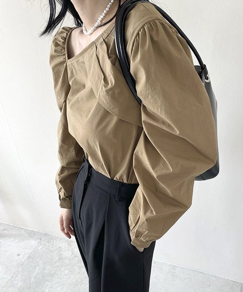 Amulet(アミュレット) ブラウス シャツ アシンメトリーネック Amulet(アミュレット) ブラウス シャツ アシンメトリーネック