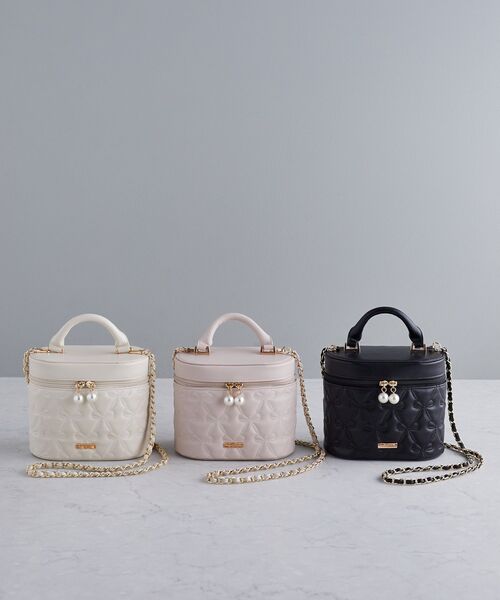 Maison de FLEUR ショルダーバッグ バッグ リボンキルティング