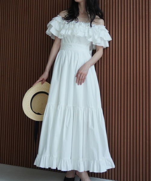 eimy istoire オフショルフリルマキシワンピース　White オフショルフリルマキシワンピース（マキシ丈/ロングワンピース