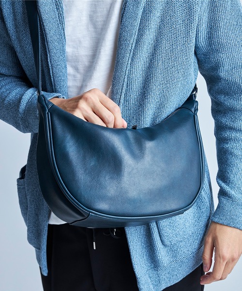 ショルダーバック　新品 LA VORAGINE（ラ ヴォラジネ） ショルダーバッグ バッグ スエード2way