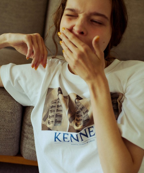 tシャツ 「KENNEDY MAGAZINE for ADAM ET ROPE'」別注T-SHIRT レディース ADAM ET ROPÉ FEMME(アダム エ ロペ ファム) / 【KENNEDY