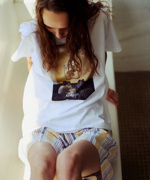 ADAM ET ROPE'（アダムエロペ） tシャツ 「KENNEDY MAGAZINE for ADAM