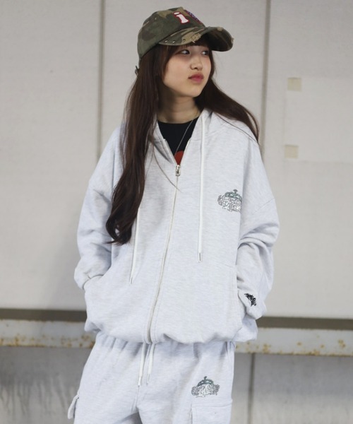 ATMARK パーカー 「2サイズ展開 / UNISEX クラウンロゴラインストーン