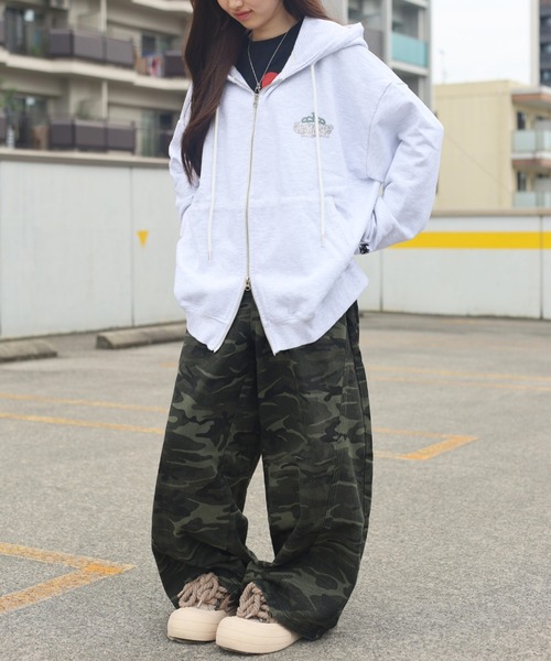 ATMARK パーカー 「2サイズ展開 / UNISEX クラウンロゴラインストーン