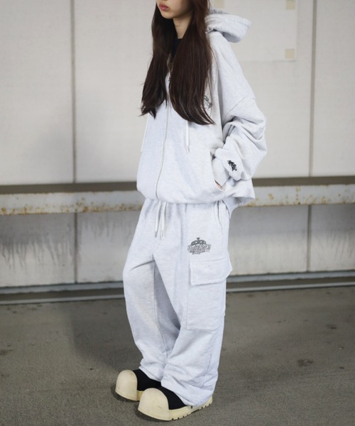ATMARK パーカー 「2サイズ展開 / UNISEX クラウンロゴラインストーン