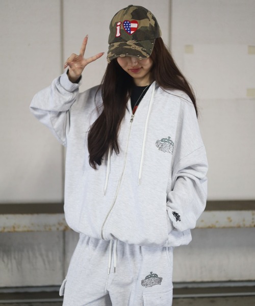 ATMARK パーカー 「2サイズ展開 / UNISEX クラウンロゴラインストーン 