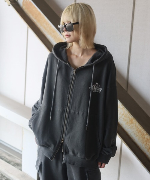 ATMARK パーカー 「2サイズ展開 / UNISEX クラウンロゴラインストーン