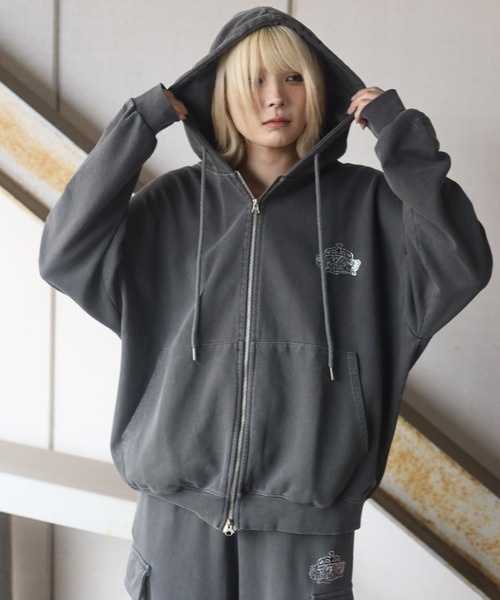 ATMARK パーカー 「2サイズ展開 / UNISEX クラウンロゴラインストーン
