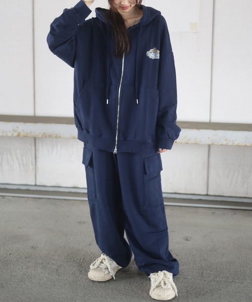 ATMARK パーカー 「2サイズ展開 / UNISEX クラウンロゴラインストーン
