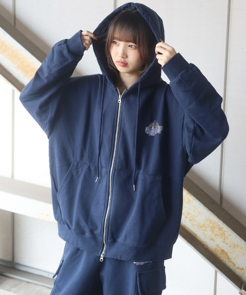 ATMARK パーカー 「2サイズ展開 / UNISEX クラウンロゴラインストーン