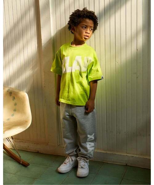 XLARGE KIDS（エクストララージ キッズ） tシャツ グラデーションロゴ