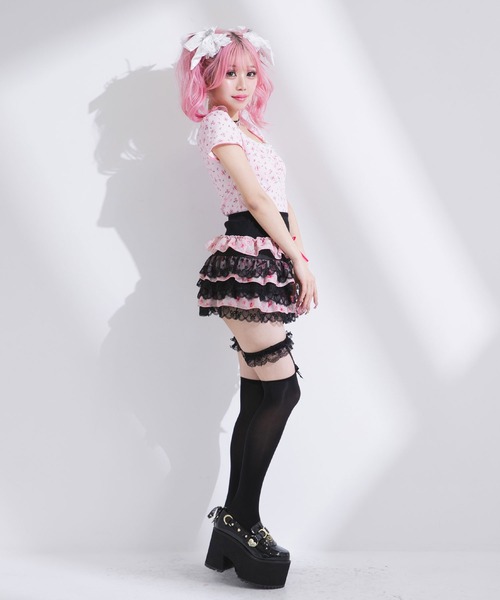 Diable baiser（ディアブルベーゼ） スカート 花柄レースティアード