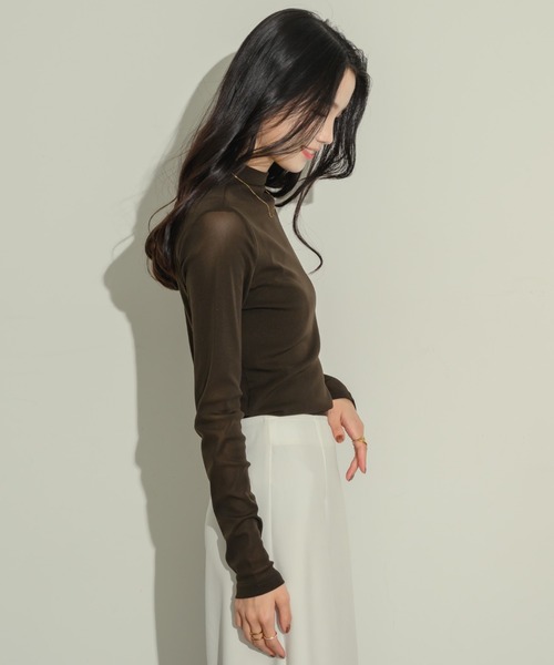 NEUNA（ヌナ） tシャツ シアーモックネックトップス レディース