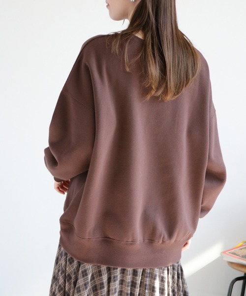 cepo（セポ） tシャツ 裏起毛ビーズロゴ刺繍スウェットプルオーバー