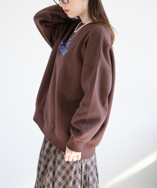 cepo（セポ） tシャツ 裏起毛ビーズロゴ刺繍スウェットプルオーバー