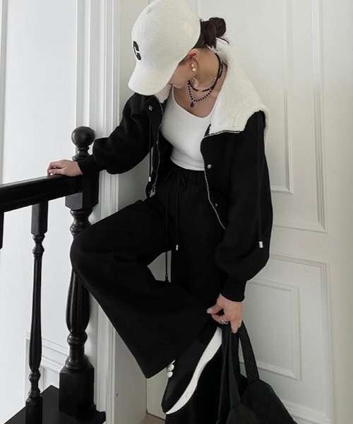 セットアップ パーカートップス × ワイドパンツ スウェットセット