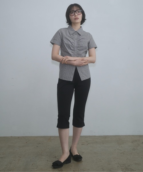 FEKETE（フェケテ） ブラウス シャツ 半袖 gather compact-fit shirt 