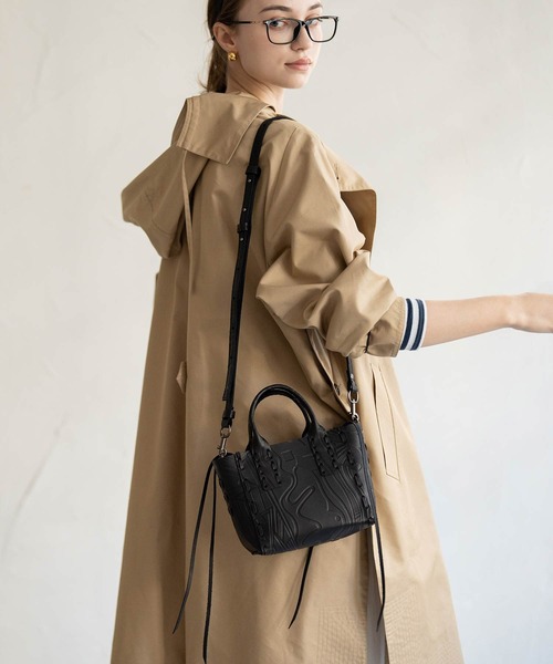 POMTATA×ScrapBook ポンタタ　レザー　トートバッグ　肉厚 PRADA プラダ ブラック 黒 ホワイト 白 レザー ボーリングバッグ