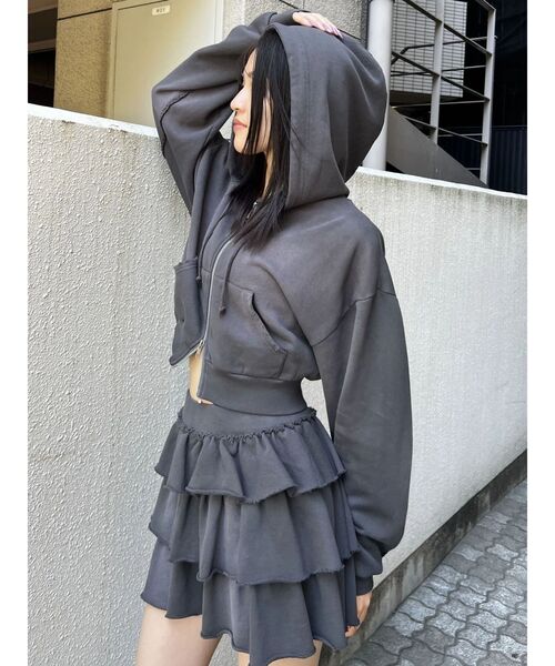 【専用】EMODA ショート丈パーカー3枚セット EMODA - 【専用】EMODA ショート丈パーカー3枚セットの通販 by ny's