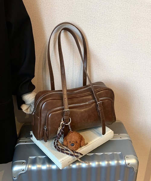 pyornim（ピョルニム） ボストンバッグ 「26年春夏新作」「チャーム